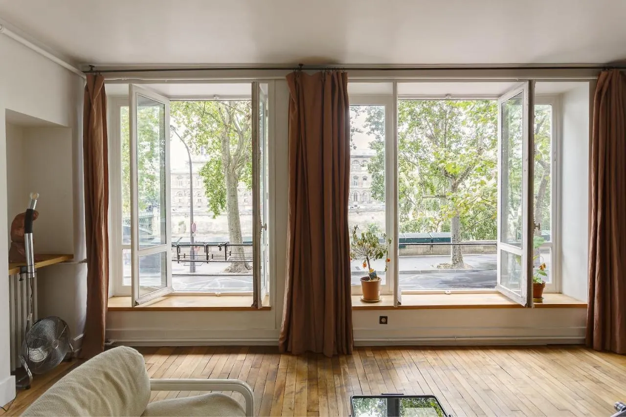 Apartman The Marais & Docks View Párizs